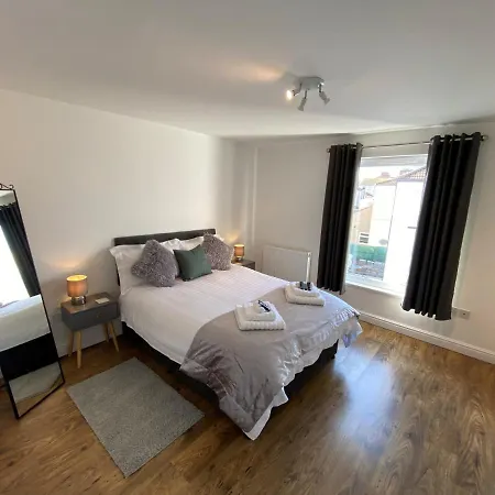 Eastcliffe Penthouse, 2 Beds & Bathrooms With Parking Cleethorpes Exterior photo